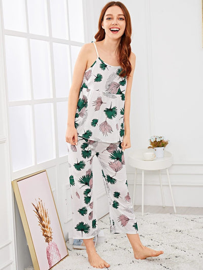 Leaf<b style="color:White;"><font size="1"> -</font></b>Print<b style="color:White;"><font size="1"> -</font></b>Cami<b style="color:White;"><font size="1"> -</font></b>Top & Pants PJ set