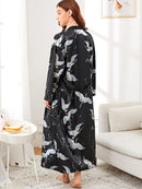 Floral<b style="color:White;"><font size="1"> -</font></b>&<b style="color:White;"><font size="1"> -</font></b>Leaf Print Satin Robe