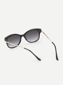 Flat<b style="color:White;"><font size="1"> -</font></b>Lens Metallic Arms Sunglasses