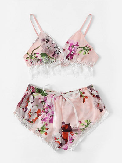 Contrast<b style="color:White;"><font size="1"> -</font></b>Lace Floral Lingerie Set