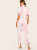 Contrast<b style="color:White;"><font size="1"> -</font></b>Binding Striped Pajama Set