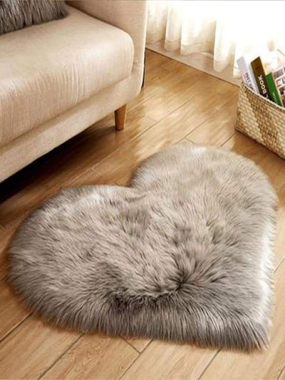 Heart<b style="color:White;"><font size="1"> -</font></b>Shaped Floor Mat