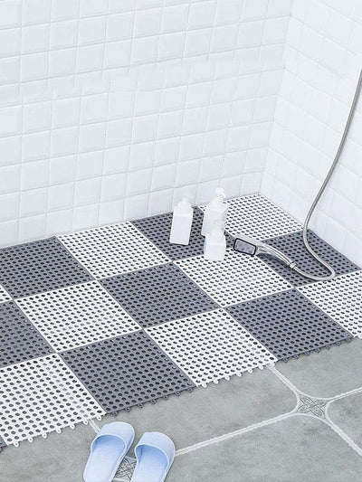 Square<b style="color:White;"><font size="1"> -</font></b>Bathroom Anti-slip Mat 1pc