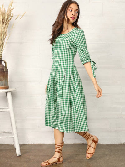 Knotted<b style="color:White;"><font size="1"> -</font></b>Cuff<b style="color:White;"><font size="1"> -</font></b>Gingham Fit & Flare Dress