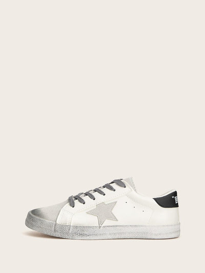 Lace-up<b style="color:White;"><font size="1"> -</font></b>Front Low Top Sneakers