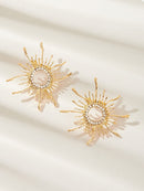 Rhinestone<b style="color:White;"><font size="1"> -</font></b>Engraved Sun Stud Earrings 1pair