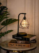 Diamond<b style="color:White;"><font size="1"> -</font></b>Shaped Table Lamp