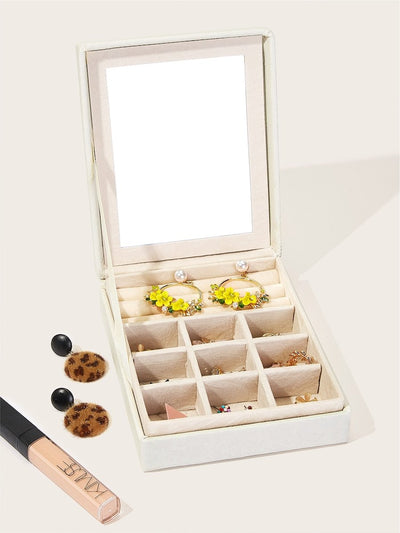 9<b style="color:White;"><font size="1"> -</font></b>Grid Jewelry Storage Box