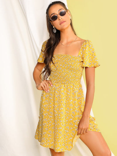 Ditsy<b style="color:White;"><font size="1"> -</font></b>Floral<b style="color:White;"><font size="1"> -</font></b>Shirred Fit & Flare Dress