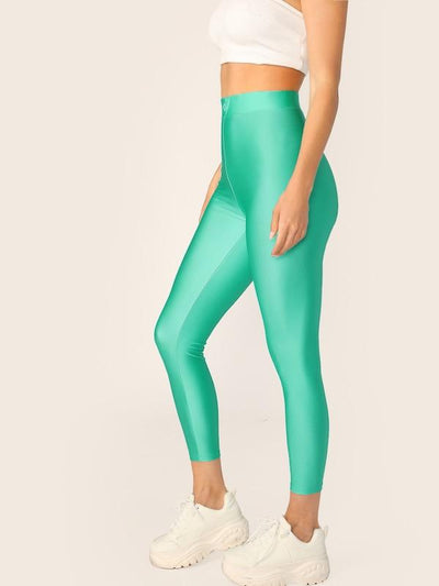 Button<b style="color:White;"><font size="1"> -</font></b>Front<b style="color:White;"><font size="1"> -</font></b>Neon Blue Crop Leggings