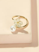 Faux<b style="color:White;"><font size="1"> -</font></b>Pearl<b style="color:White;"><font size="1"> -</font></b>& Flower Decor Ring 1pc